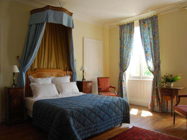 Chambres D'Hotes Le Chateau De La Plante Thuré Room photo